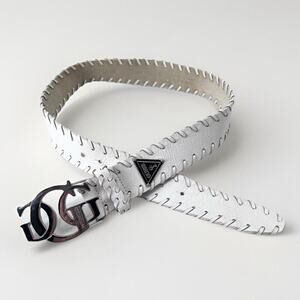GUESS Vintage White Leather Stitched 1.5" Wide Hook Belt Womens Small